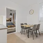 Apartment The Modern Escape *